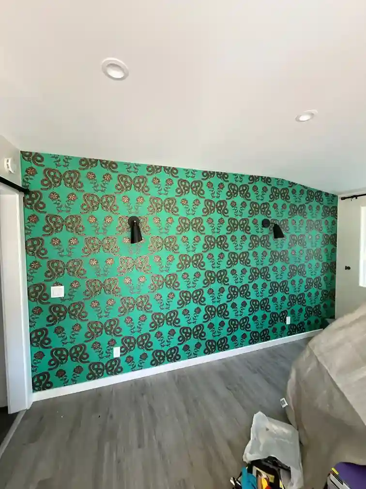 Boston's Wallpaper Installers Lynn
