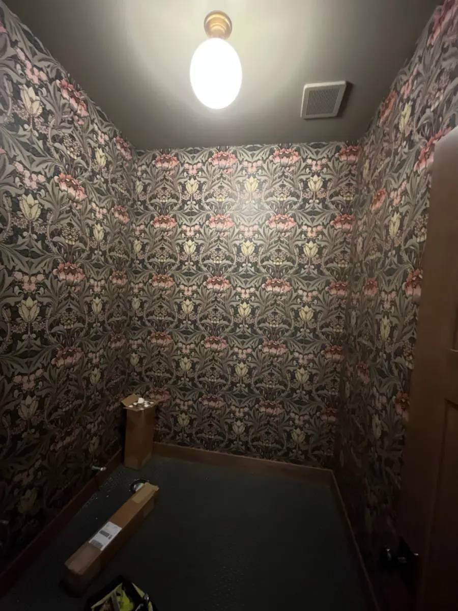 Boston's Wallpaper Installers Waltham